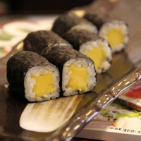 Mango maki